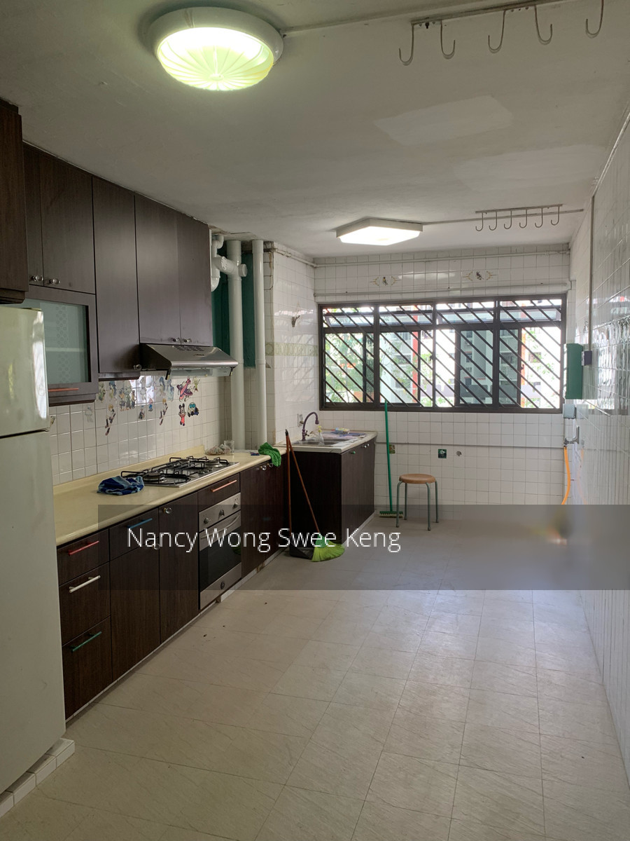 Blk 303 Jurong East Street 32 (Jurong East), HDB 3 Rooms #198608162